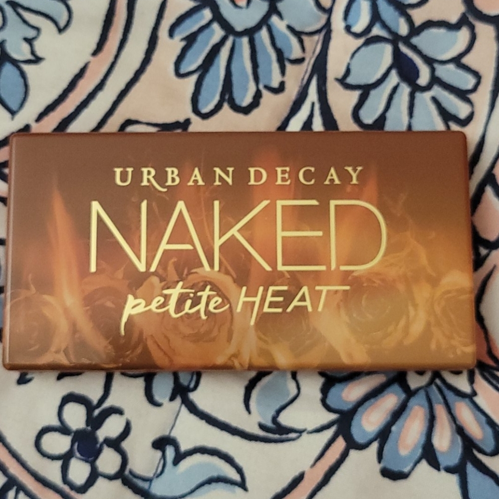 Urban Decay Naked Petite Heat